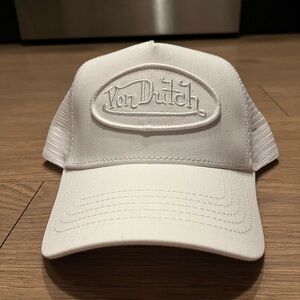 Von Dutch White Out SnapBack Trucker Hat OSFA